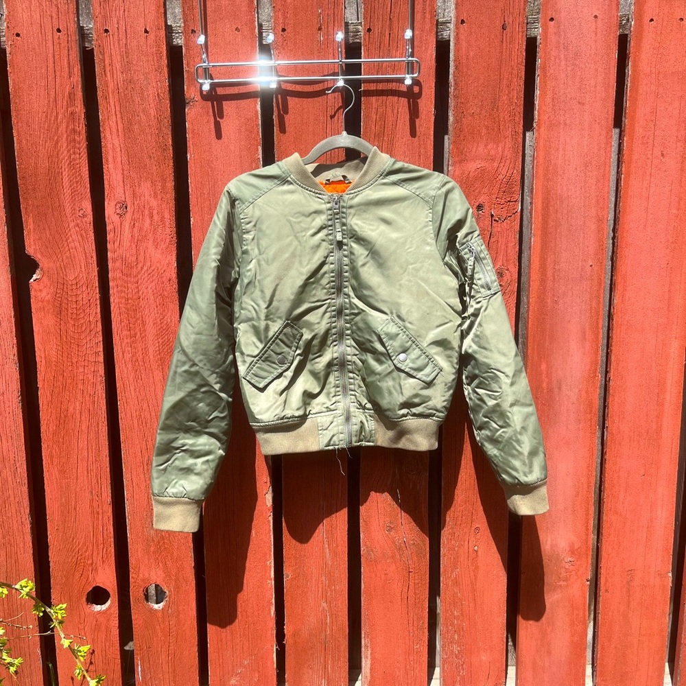 Green Hollister puffer bomber jacket